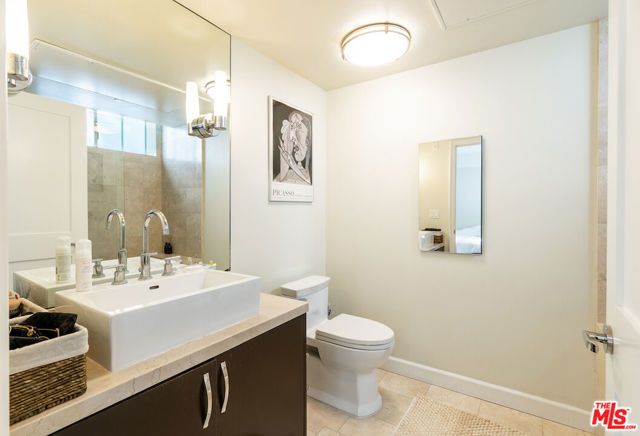 1751 APPIAN Way 302, Santa Monica, CA 90401