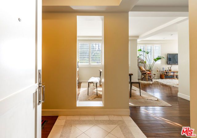 1751 APPIAN Way 302, Santa Monica, CA 90401