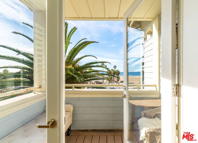 1751 APPIAN Way 302, Santa Monica, CA 90401