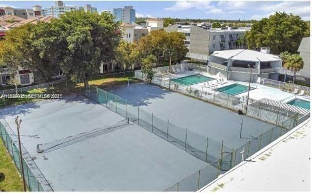 10820 SW 200th DR OFC, Cutler Bay, FL 33157