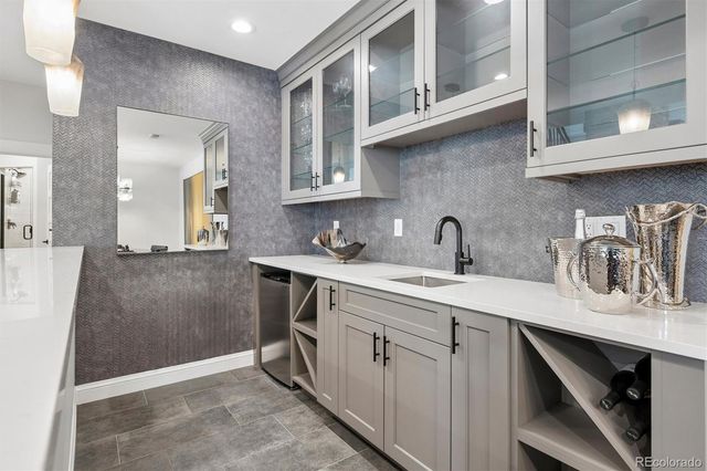 516 S High Street, Denver, CO 80209