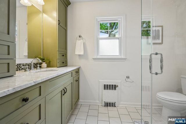 108 Oakview Avenue, Maplewood, NJ 07040
