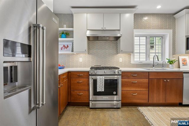 108 Oakview Avenue, Maplewood, NJ 07040