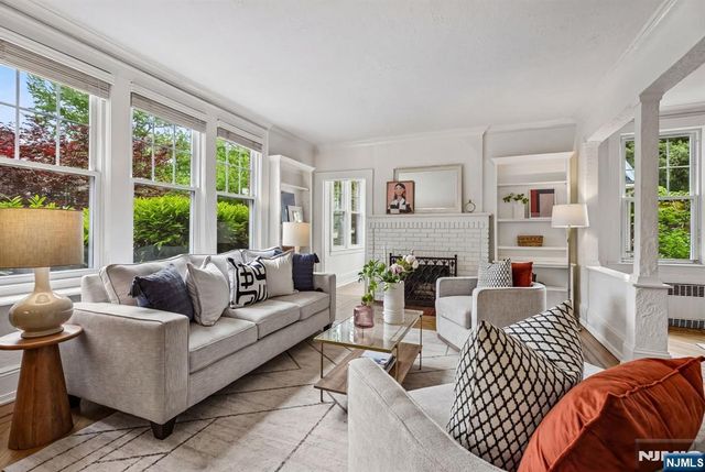 108 Oakview Avenue, Maplewood, NJ 07040