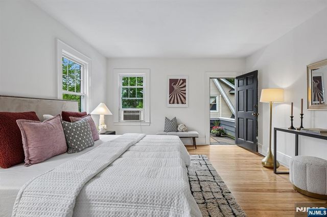 108 Oakview Avenue, Maplewood, NJ 07040