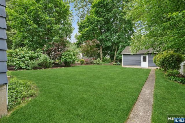 108 Oakview Avenue, Maplewood, NJ 07040