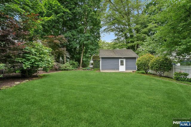 108 Oakview Avenue, Maplewood, NJ 07040
