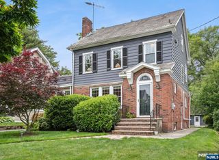 108 Oakview Avenue, Maplewood, NJ 07040