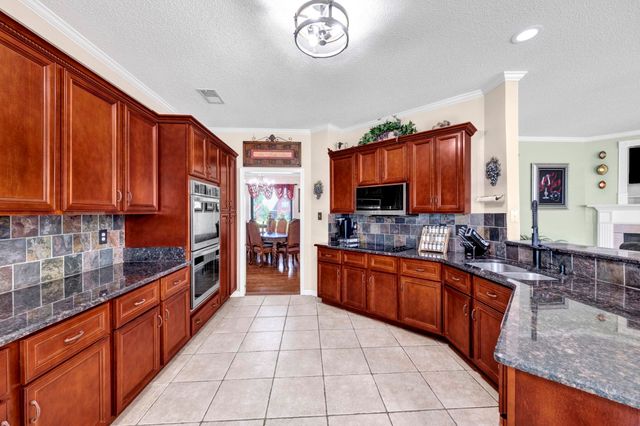 6661 E EASEAWAY CV E, Bartlett, TN 38135