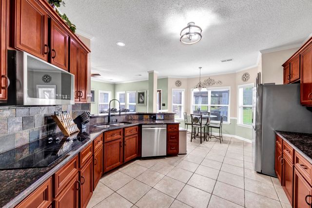 6661 E EASEAWAY CV E, Bartlett, TN 38135