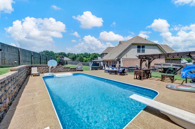 6661 E EASEAWAY CV E, Bartlett, TN 38135