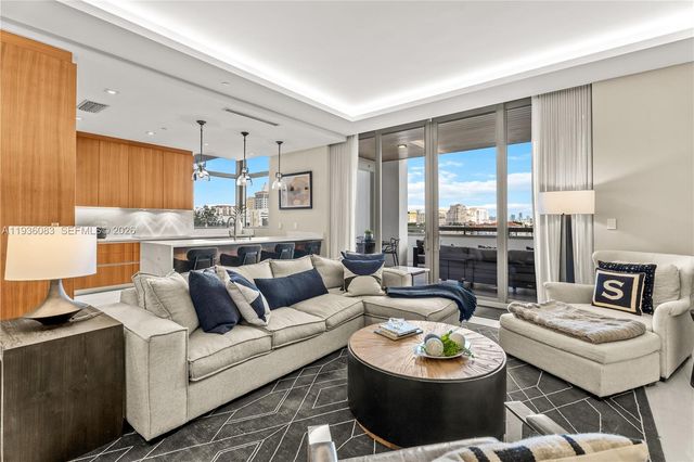 515 Valencia Ave 403, Coral Gables, FL 33134