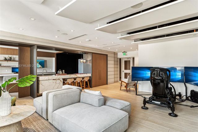 515 Valencia Ave 403, Coral Gables, FL 33134