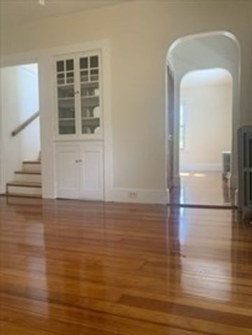 65 Penn St 1, Quincy, MA 02169