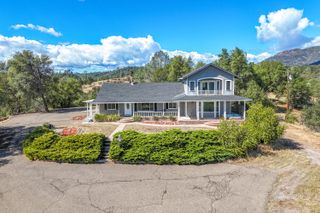 22129 E Elk Trail, Redding, CA 96003