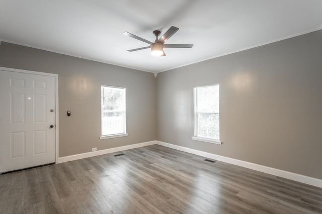 1014 Lee Avenue, Rossville, GA 30741