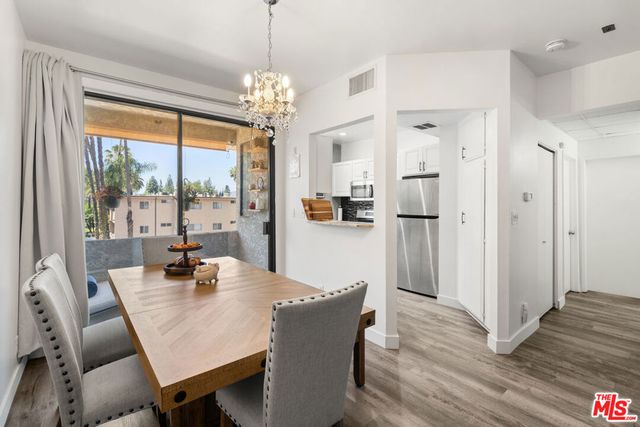 7211 Cozycroft Avenue 50, Winnetka, CA 91306