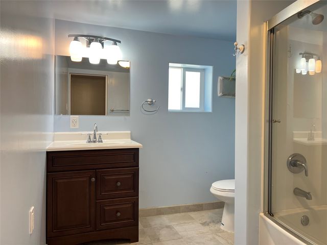 6487 Calle Kryshanna, Santa Fe, NM 87507