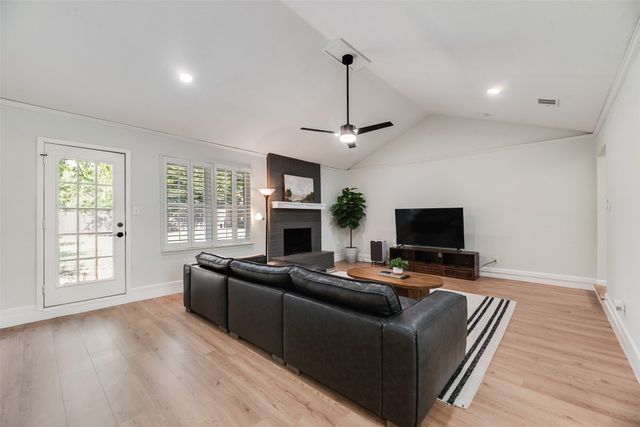 6725 Greenacres Drive, North Richland Hills, TX 76182