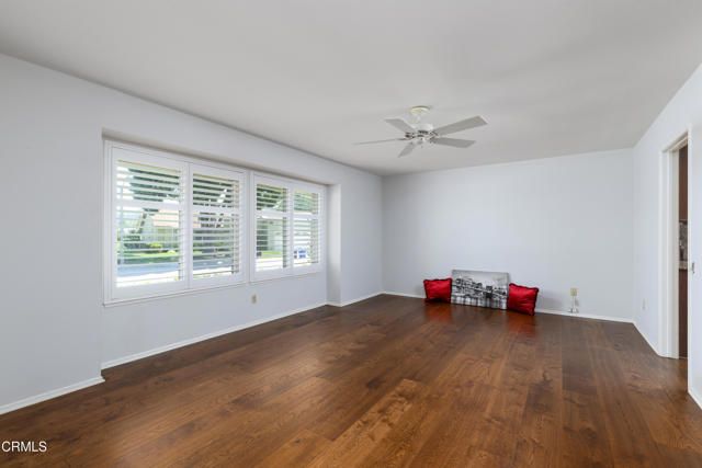 40218 Village 40, Camarillo, CA 93012