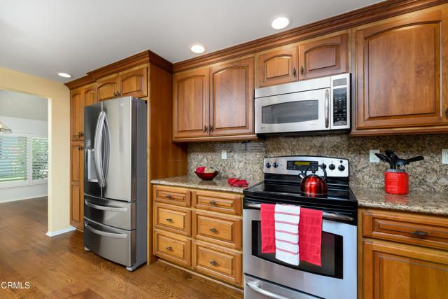 40218 Village 40, Camarillo, CA 93012