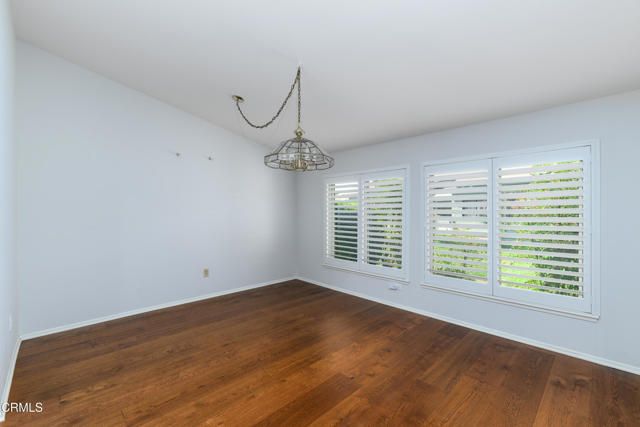 40218 Village 40, Camarillo, CA 93012