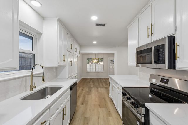 209 Sioux Street, Keller, TX 76248
