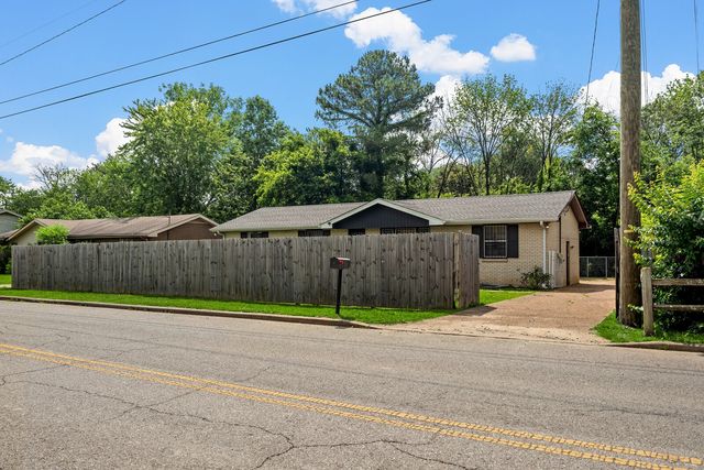 460 Rural Hill Rd, Nashville, TN 37217