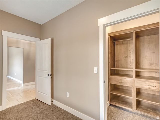 1627 E LAKEVIEW LN, Eagle Mountain, UT 84005