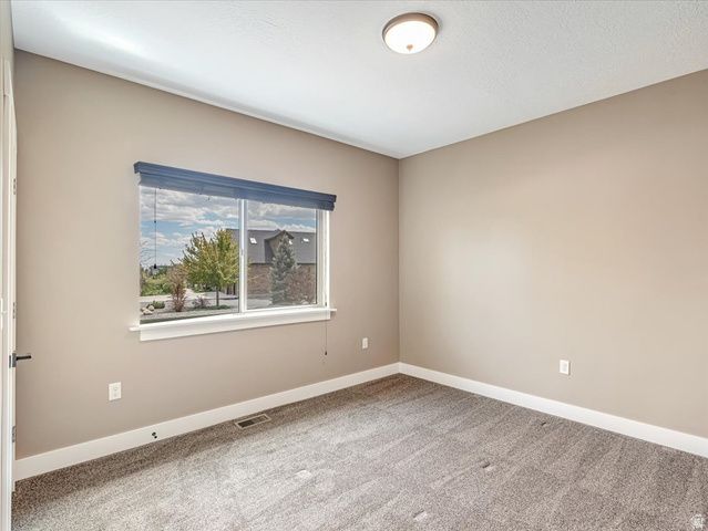 1627 E LAKEVIEW LN, Eagle Mountain, UT 84005