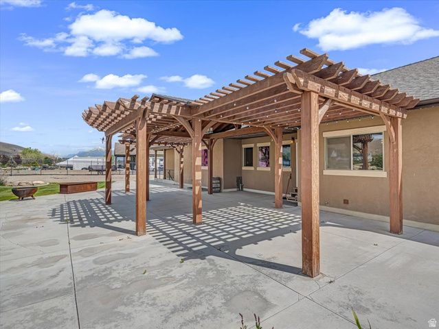 1627 E LAKEVIEW LN, Eagle Mountain, UT 84005