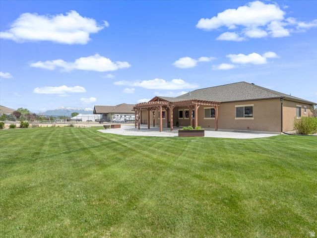 1627 E LAKEVIEW LN, Eagle Mountain, UT 84005