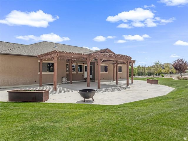 1627 E LAKEVIEW LN, Eagle Mountain, UT 84005