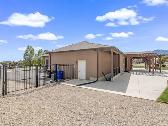 1627 E LAKEVIEW LN, Eagle Mountain, UT 84005