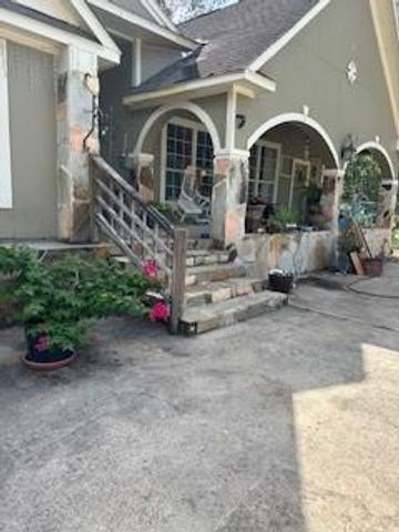 7207 County Road 194, Alvin, TX 77511