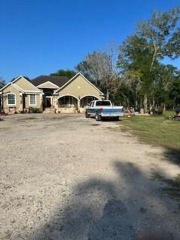 7207 County Road 194, Alvin, TX 77511