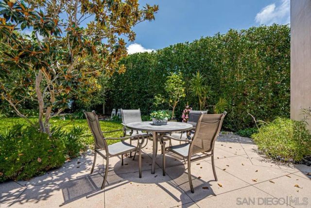 7967 Paseo Del Ocaso, La Jolla, CA 92037