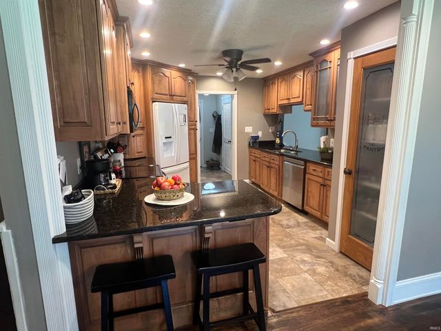 5286 N 600 W, Worthington, IN 47471