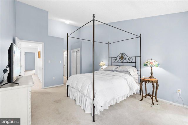57 W COUNTRYSIDE DRIVE DR, Princeton, NJ 08540