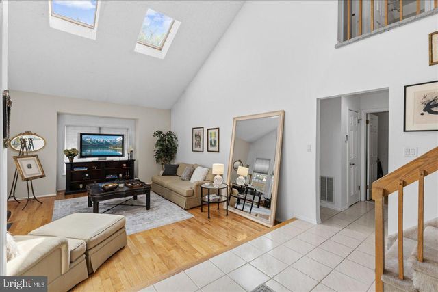 57 W COUNTRYSIDE DRIVE DR, Princeton, NJ 08540