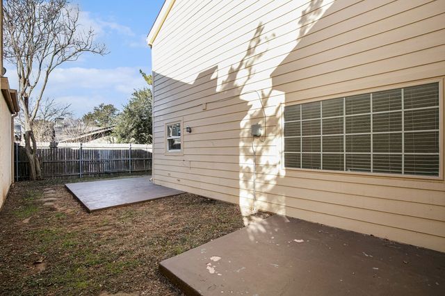 1606 Hawthorne Drive, Arlington, TX 76012