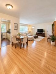 6711 150 Street 362A, Flushing, NY 11367