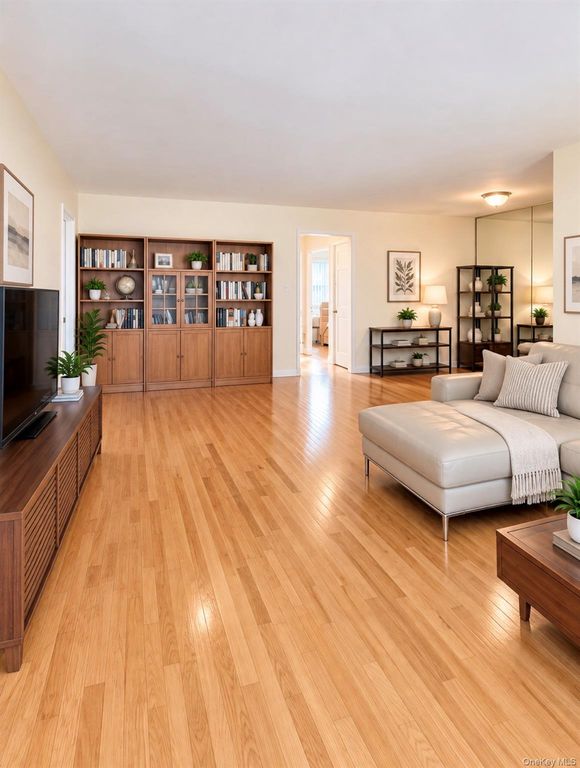 6711 150 Street 362A, Flushing, NY 11367 — photo 5