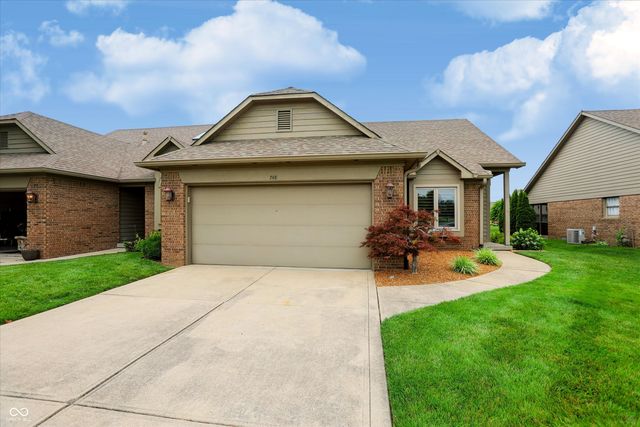 748 Cottage Lane, Greenwood, IN 46143