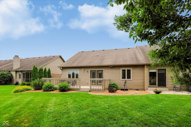 748 Cottage Lane, Greenwood, IN 46143