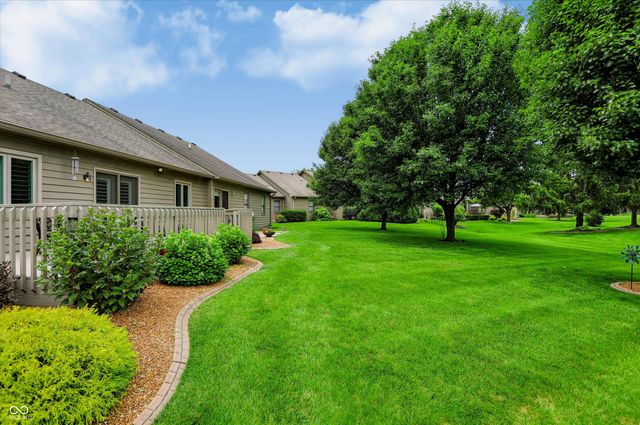748 Cottage Lane, Greenwood, IN 46143