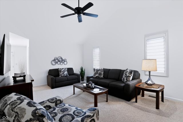 748 Cottage Lane, Greenwood, IN 46143