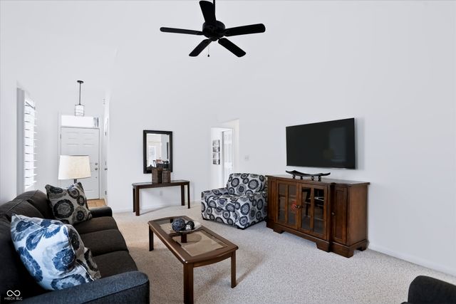748 Cottage Lane, Greenwood, IN 46143