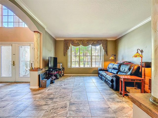 1858 LONGVIEW LN, Tarpon Springs, FL 34689