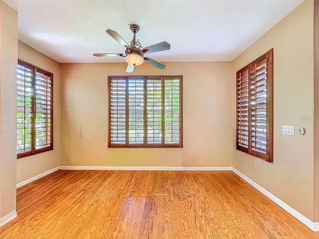 1858 LONGVIEW LN, Tarpon Springs, FL 34689